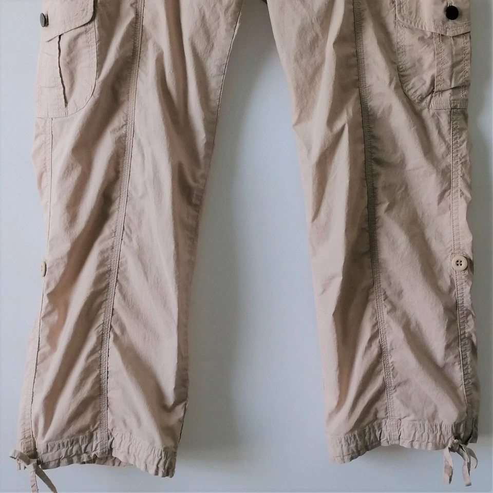 Pantalones capri recortados Boston Proper beige tiro medio bolsillos cargo talla 10 Foto 3 de 4