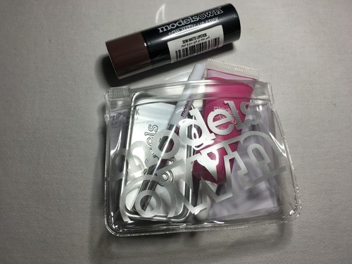 ModelsOwn Lip Kit 1x Lip Gloss Lip Paint,1x Lip Brush, 1x Mixing Tray Set Of 5 - Picture 3 of 4