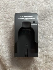 LI-10C LI10C Battery Charger for OLYMPUS LI-10B LI-12B LI10B OEM-Untested-No Cod