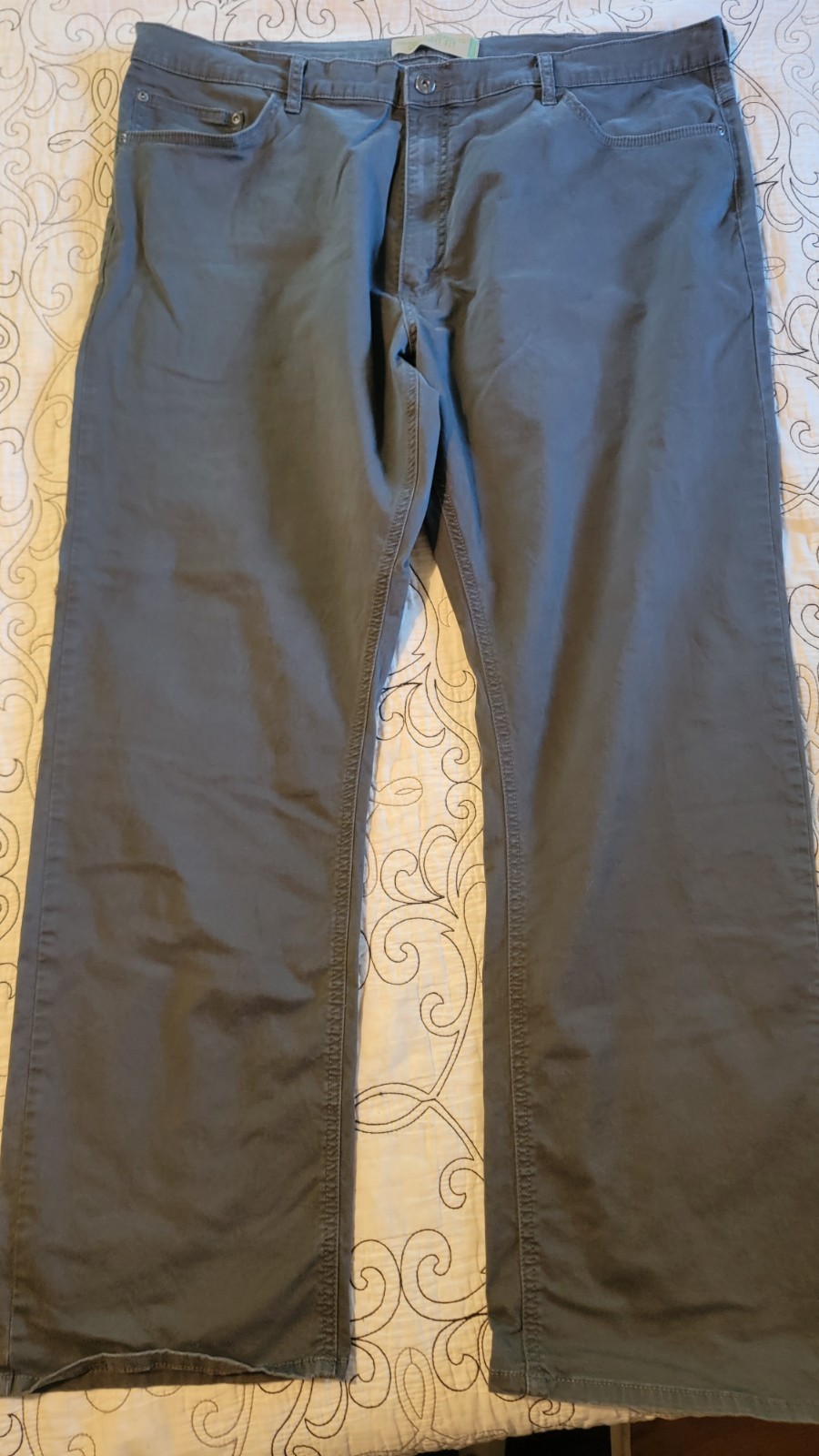 Wrangler Gray Straight Fit Pants For Men Size 42×30
