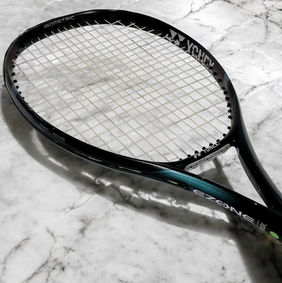 美品】【限定色】YONEX EZONE100 2022 Black G2