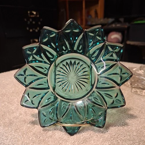 Vintage Teal Glass Starburst Dish 5.5” Sunflower Bowl Scalloped Petal Edge MCM