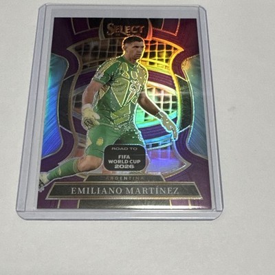 Panini Select Road to FIFA World Cup 2026 2025 Emiliano Martinez Prizm #60
