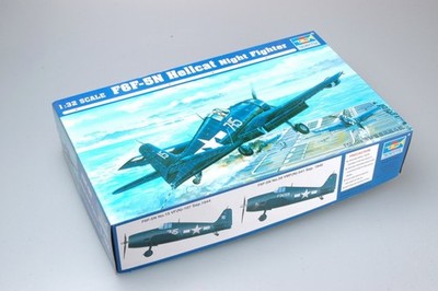 F6F-5N- Hellcat / 1:32 - Trumpeter / 02259