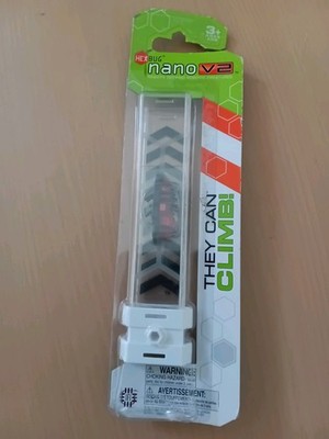 NANO V2 Hexbug Gravity Defying Robotic Creature NEW
