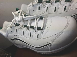 easy spirit women's romy walking shoe