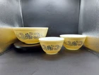 Vintage Pyrex HOMESTEAD Nesting Mixing Bowls Set of 3 - 401 402 403 (Bin25)