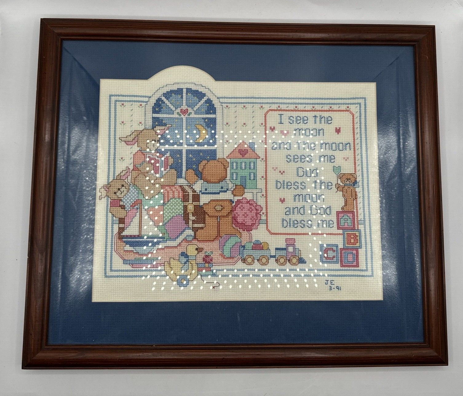 Framed Cross Stitch I See The Moon Dimensions 16