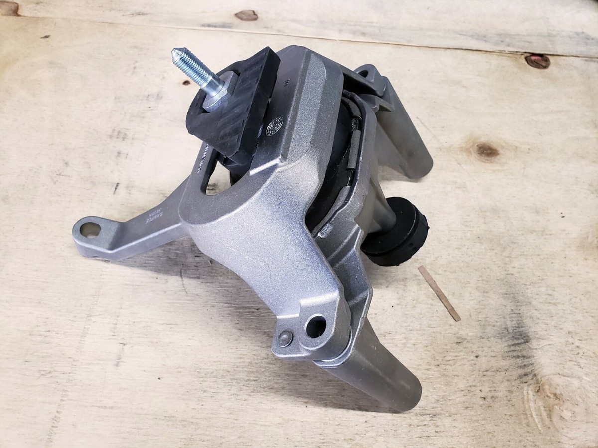 R3416H Front Right Engine Mount 1Pc for Altima 13-18 2.5L R3416H Front Right Engine Mount 1Pc for Altima 13-18 2.5L