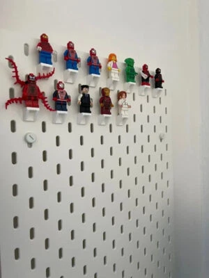 ETM 3D PRINTS Minifiguren Minifiguren Display Haken Ständer für Ikea Skadis / Uppspel Lochwand