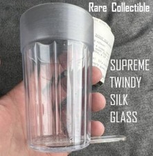 TWINDY SILK GLASS - SUPREME MAGIC COMPANY "VINTAGE COLLECTIBLE"