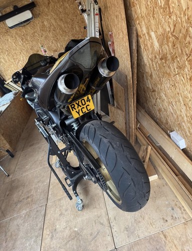 Yamaha R1 Low Mileage - Picture 3 of 5