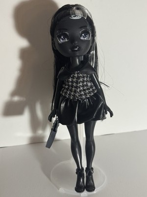 Shadow High ~ Rainbow High Shanelle Onyx Doll With clothes, purse