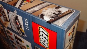 LEGO 10211 Grand Emporium Modular  New Sealed