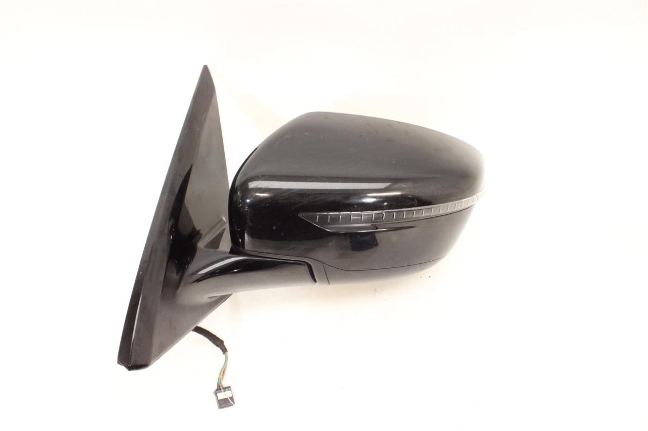 Used Left Door Mirror fits: 2019 Nissan Pathfinder power w/o camera non-heated L