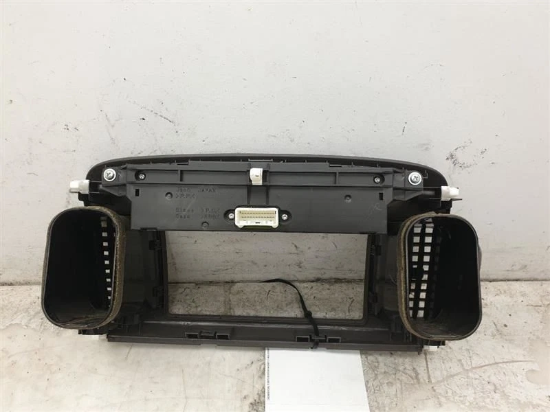 Toyota Camry XLE 2005 tablero radio bisel montaje Foto 3 de 4