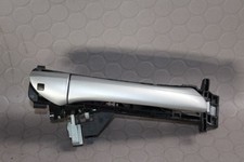 Mercedes Benz R230 SL500 T&uuml;rgriff Griff T&uuml;r rechts Brillantsilber A 2307600470