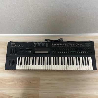 YAMAHA DX7 II-FD Digital Programmable Synthesizer /w Tested Japan Made Music