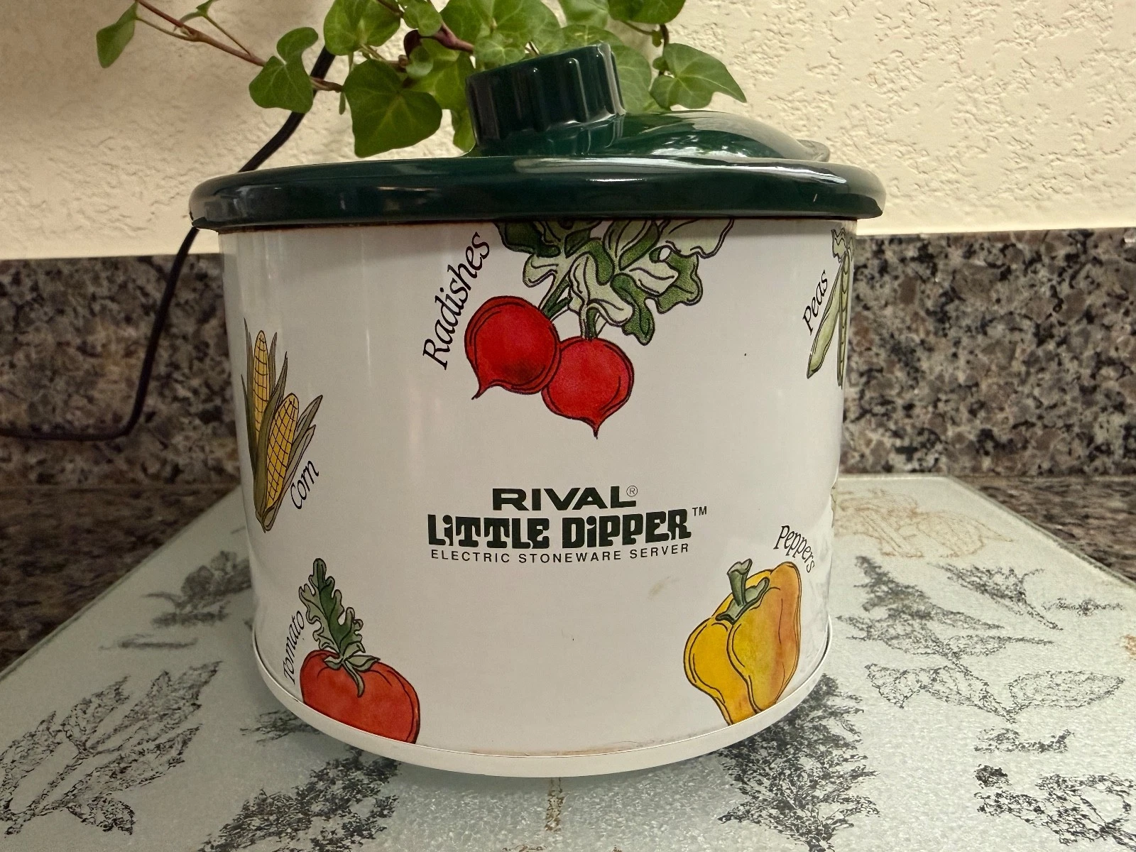 Rival Little Dipper Mini Crock Pot 16oz, Vintage 1980s Electric Stoneware Party