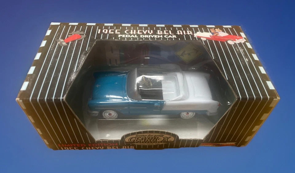 GEARBOX COLLECTIBLE 1955 CHEVY BELAIR PEDAL DRIVEN CAR DIECAST LOT OF 3 - Image 2 of 4