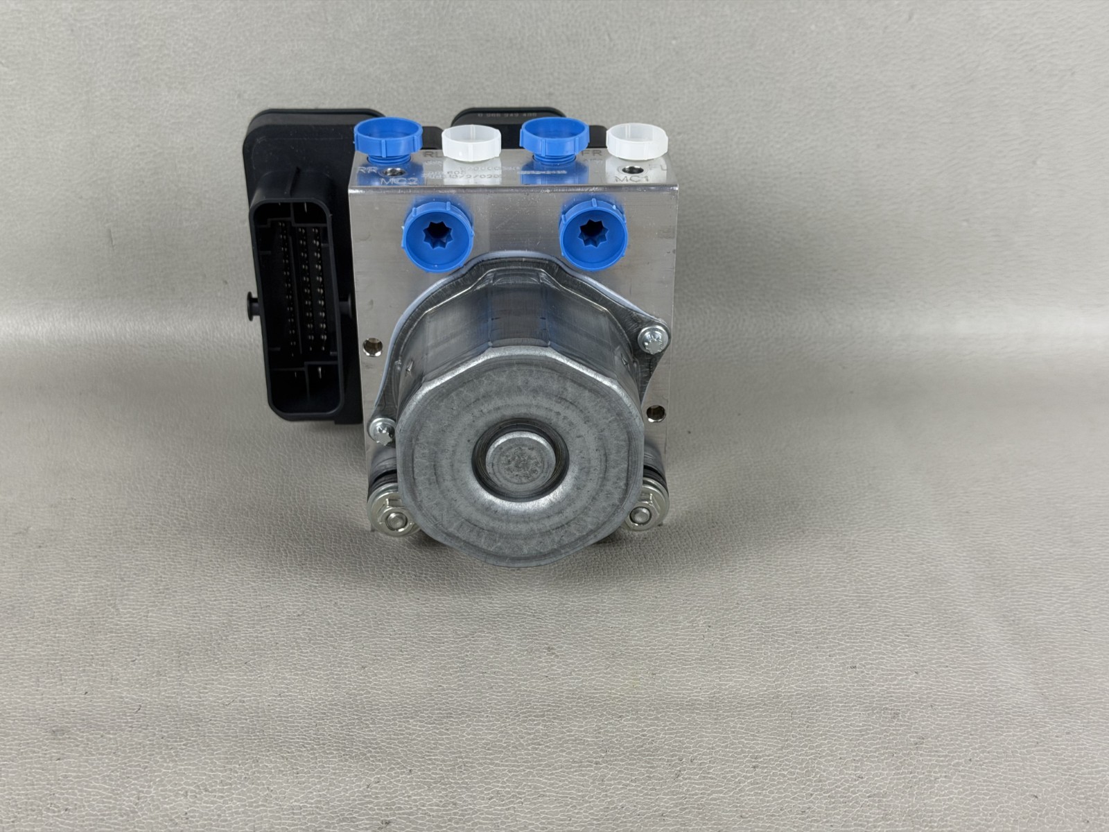 New! 2014-2016 Genuine Maserati ABS Brake Hydraulic Control Unit 673000000