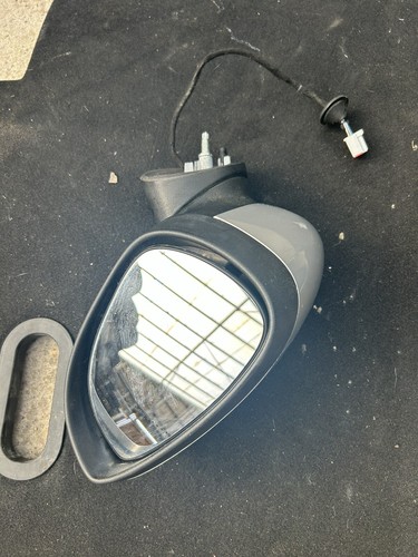 Ford Fiesta Zetec Mk7 Electric Drivers Side Wing/door Mirror Silver 2012/2017 - Picture 4 of 4