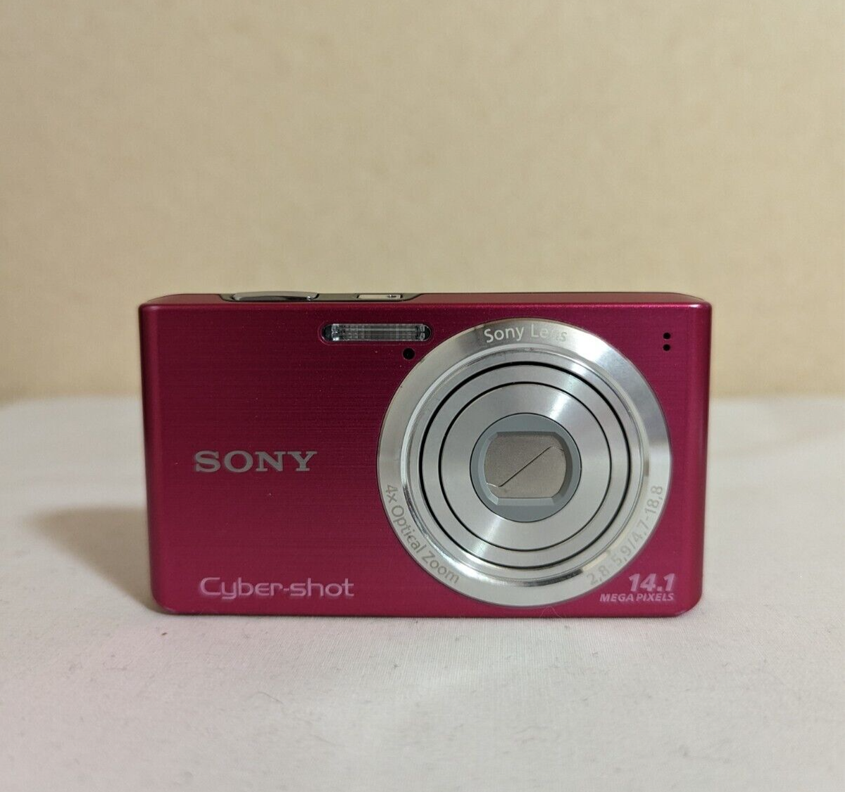 Sony Cyber−Shot DSC−W610 Sony Digital Camera DSC-W610 Cyber Shot Pink 4.0x 14.1MP Digital