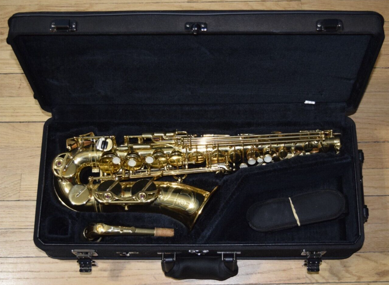 YamahaYAS62IIGold LacqueredAlto Saxophone2 Necks62G1Saxophone