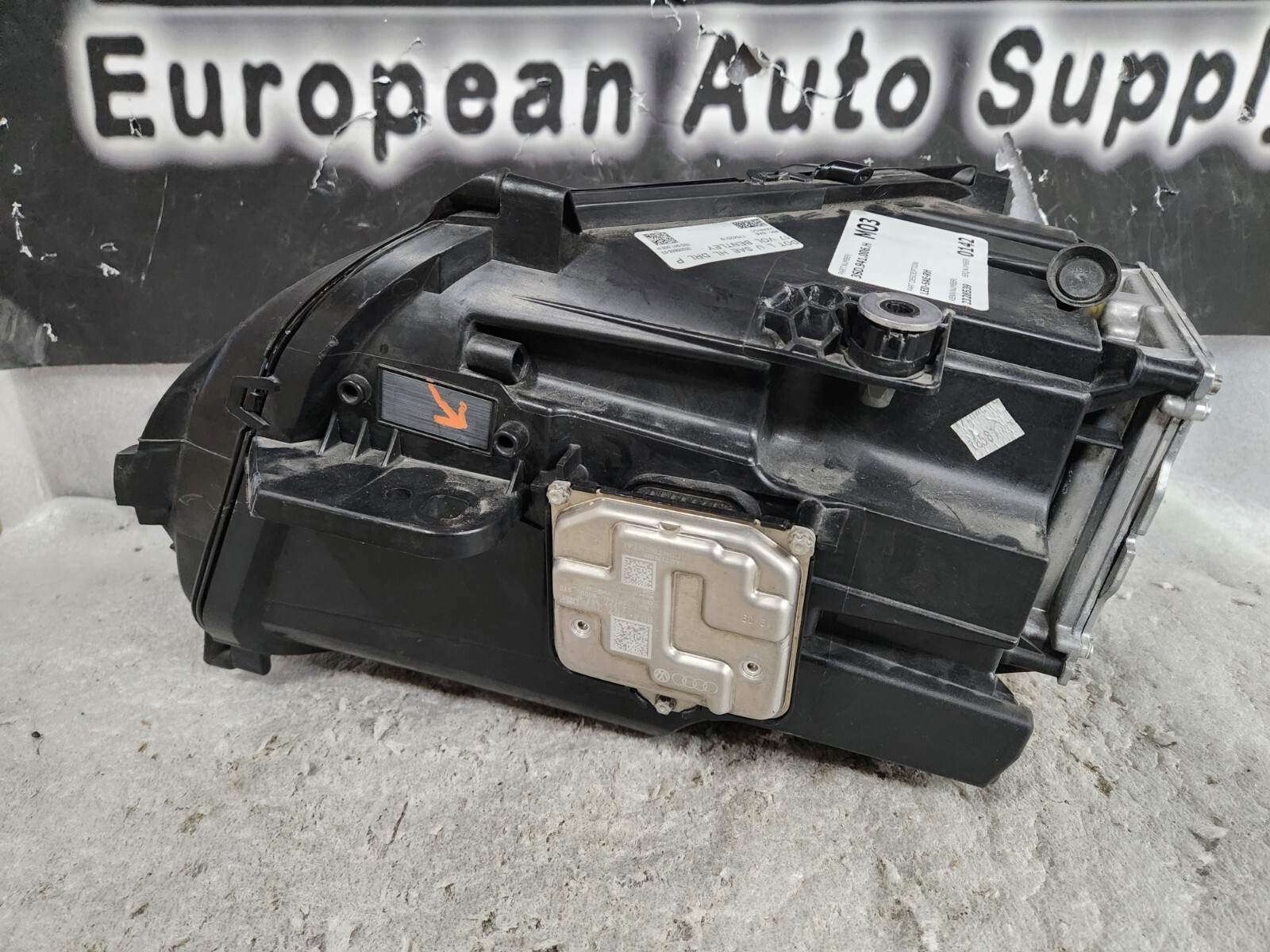 2020-2023 BENTLEY CONTINENTAL GT FRONT RIGHT RH PASSENGER SIDE HEADLIGHT OEM