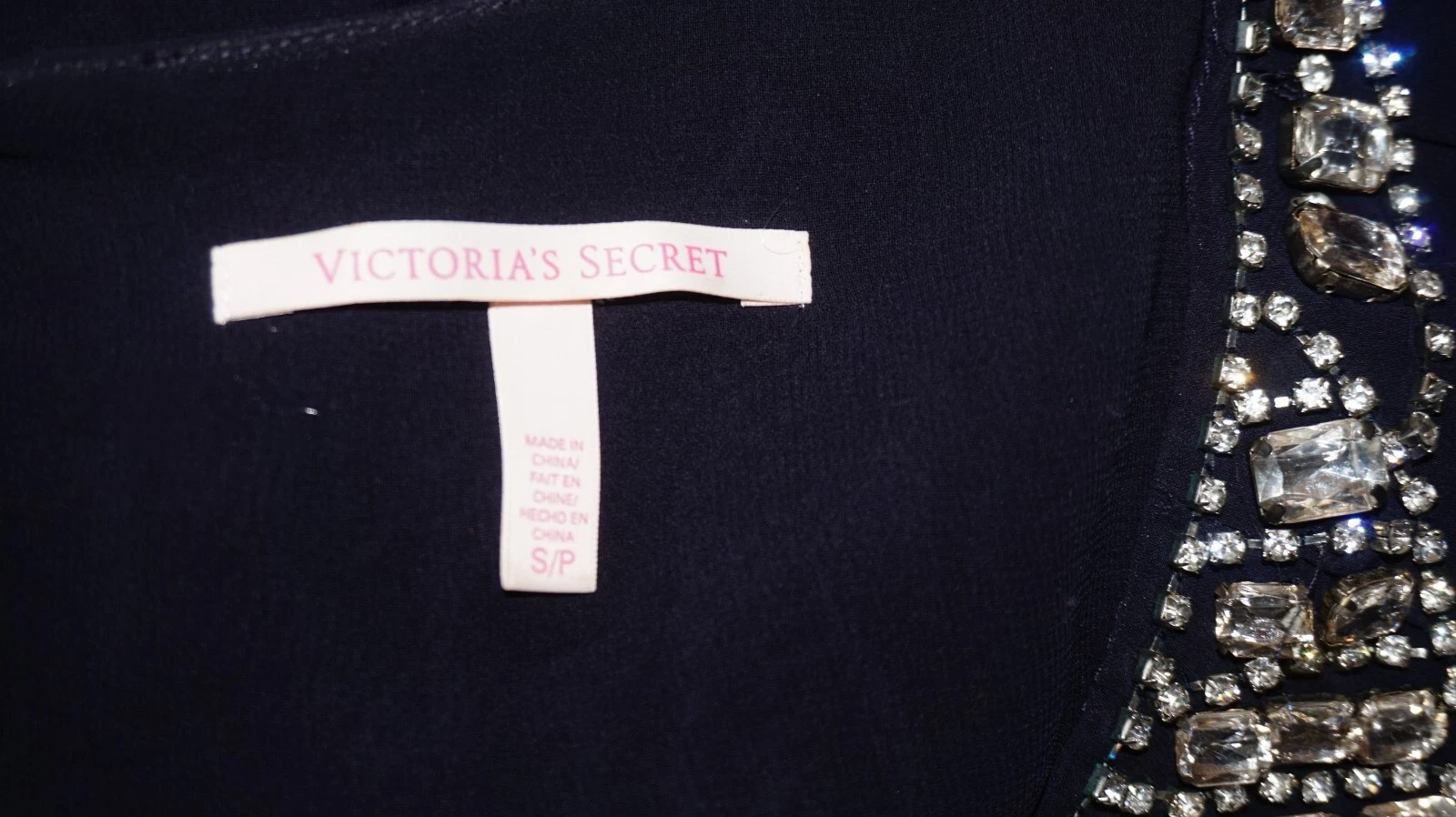 UNDERCOVER Abito con tenda a maniche lunghe Victorias Secret blu navy strass taglia S vestibilità sciolta