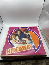 Hideaway Board Game Hasbro 1976 Hide Your Pieces - Family