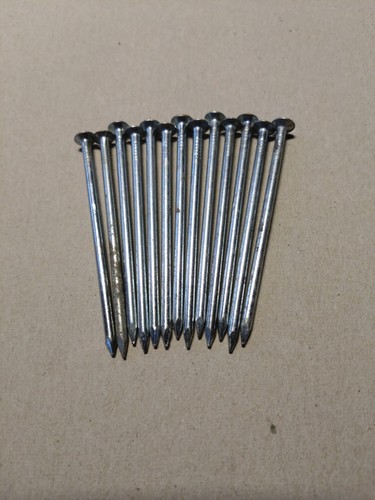 Nägel, Eisennägel verzinkt 3 x 65 mm, 13 Stück