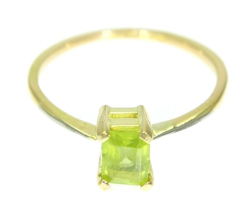 Pretty Peridot Solitaire 18ct Yellow Gold Ring size K ~ 5 1/4 - Picture 3 of 9