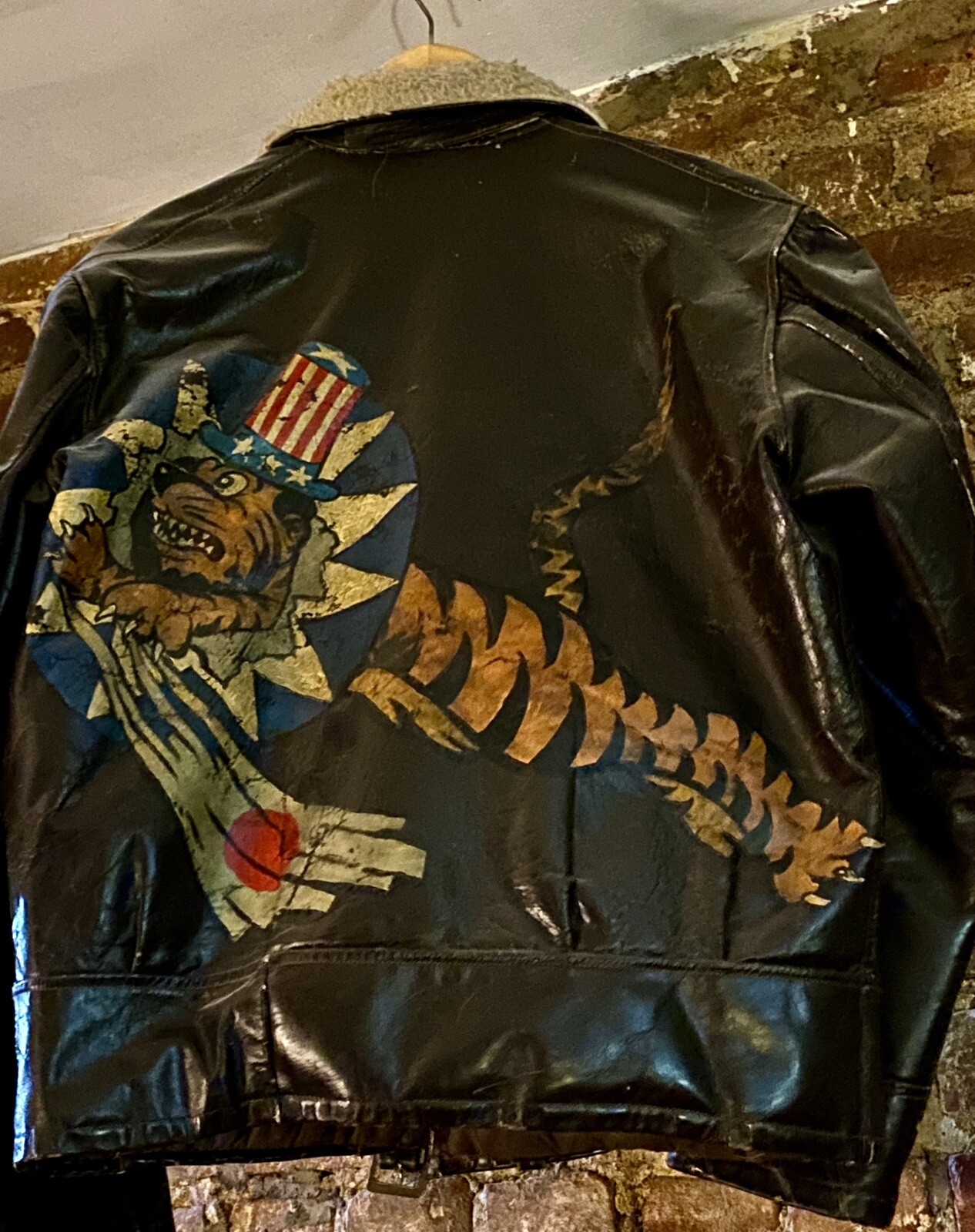 Picture 2 of 24