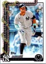 2025 AARON JUDGE TOPPS HOLIDAY MLB H161 BASE CARD NEW YORK YANKEES ALL RISE
