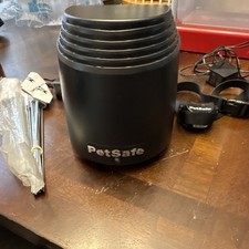 PetSafe Wireless Dog Fence System Kit w/ Collar, Wire, Flags, Adapters 300-3078