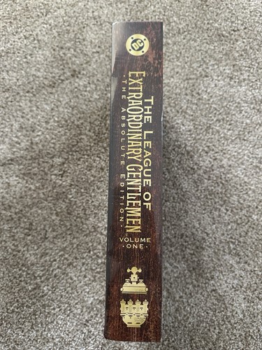 the-league-of-extraordinary-gentlemen-the-absolute-edition-vol-1