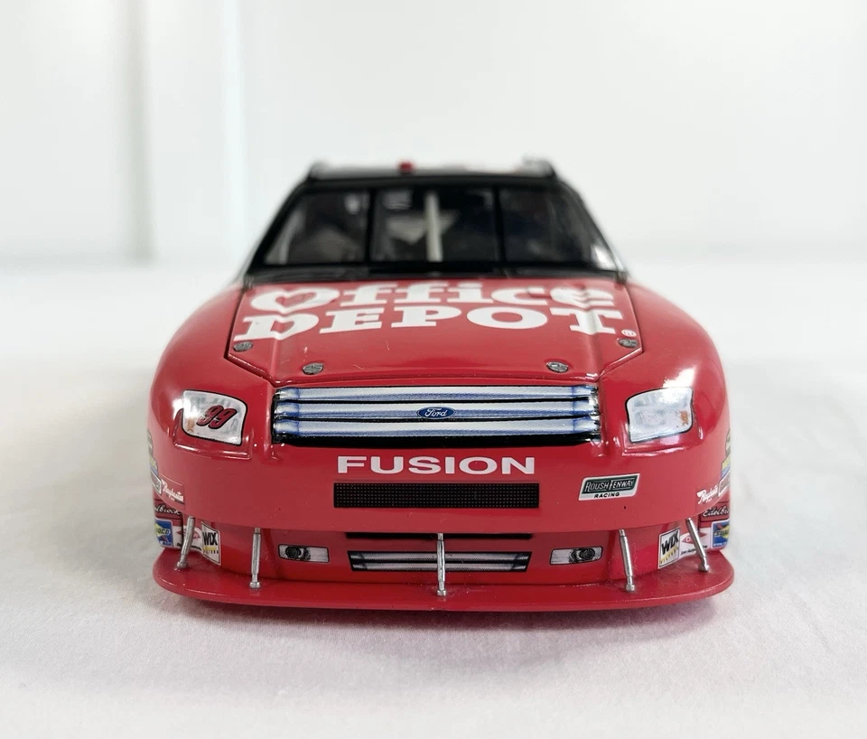 Carl Edwards #99 Office Depot 2007 Ford Fusion CUNA 1:24 M.A. Foto 4 de 4