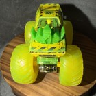 HOT WHEELS MONSTER TRUCKS, RODGER DODGER,2018 SICK STUFF,  YELLOW/GREEN 1:64  — photo 6
