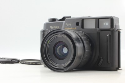 *Exc+5* Fujifilm Fuji GSW690 III analoge Kamera mit 65 mm F5.6 Objektiv aus...
