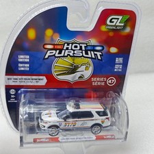 Greenlight 1:64 2016 Ford Police Interceptor Utility Hot Pursuit Series 47 Car