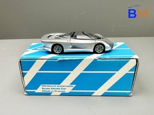 Voiture miniature Century AMR 4 1/43 1986 Chevrolet Corvette cabriolet métal bla