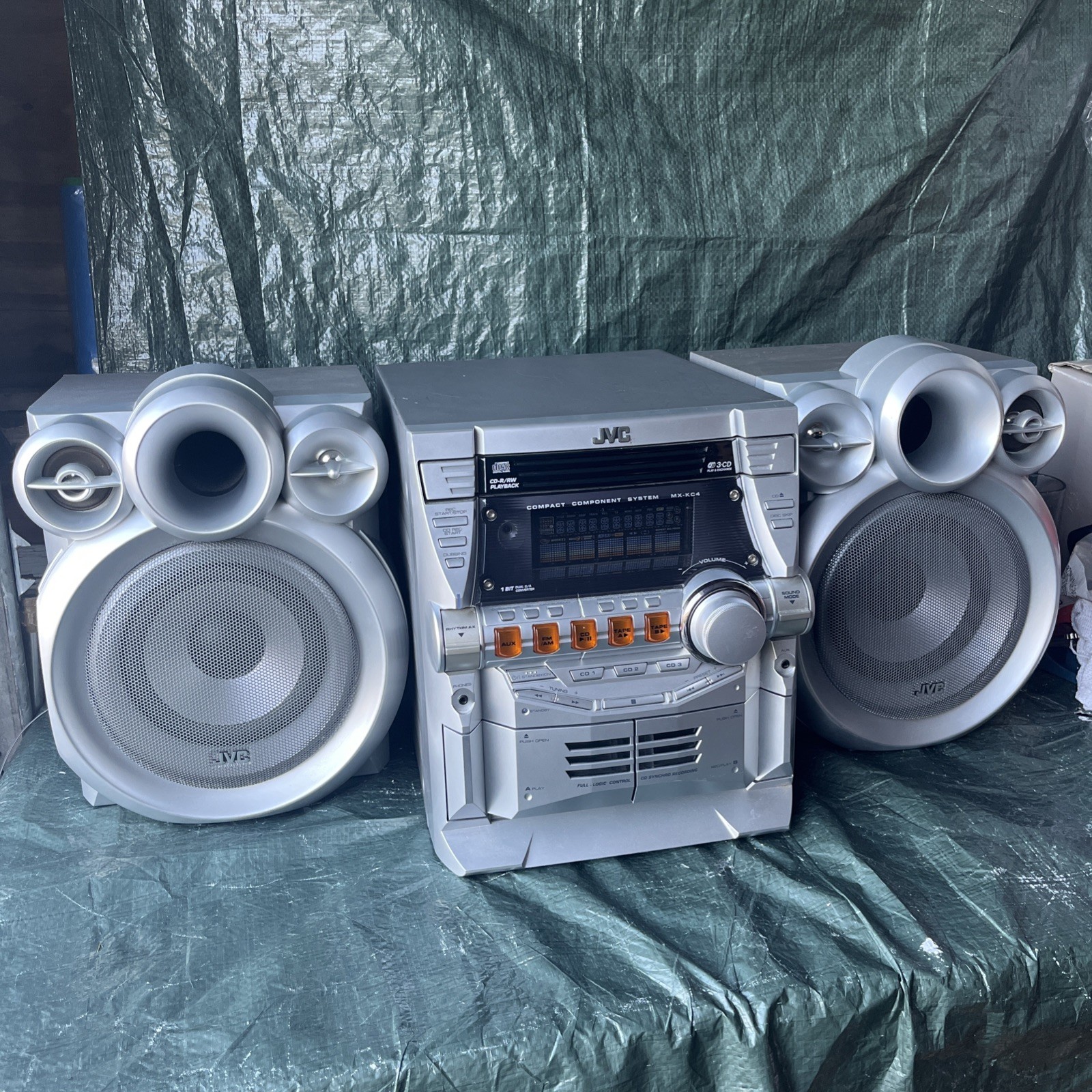 JVC Stereo Tuner 3 CD Dual Cassette Euro Plug MXKC4 Twin Speakers Tested Works