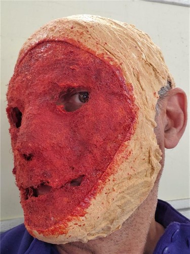 Dead Head Props HALLOWEEN HORROR Mask - Realistic Latex "Face Off" No Face Mask - Picture 5 of 5