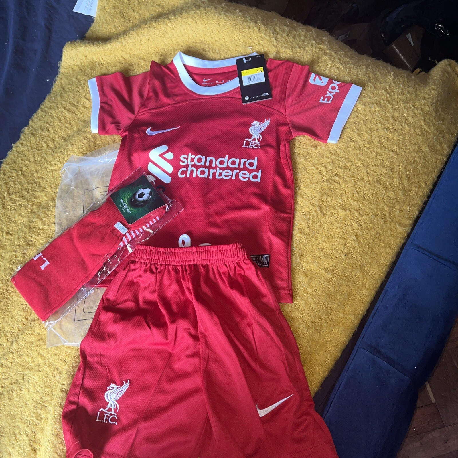 New With Tags child’s Liverpool Football Kit Size 18 (4/5) eBay