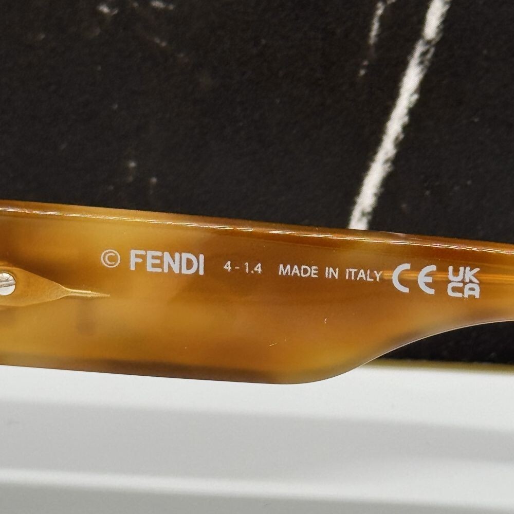NEW FE40130F 55N FENDI SUNGLASSES SHINY LIGHT HAVANA UNISEX  display picture 3