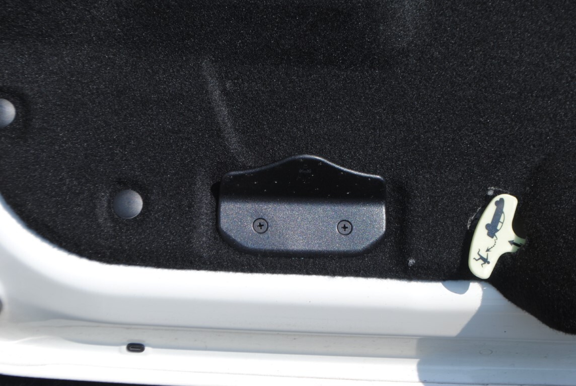 14-21 Maserati Quattroporte S Q4 Rear Trunk Lid Decklid Camera Inner Lights NICE