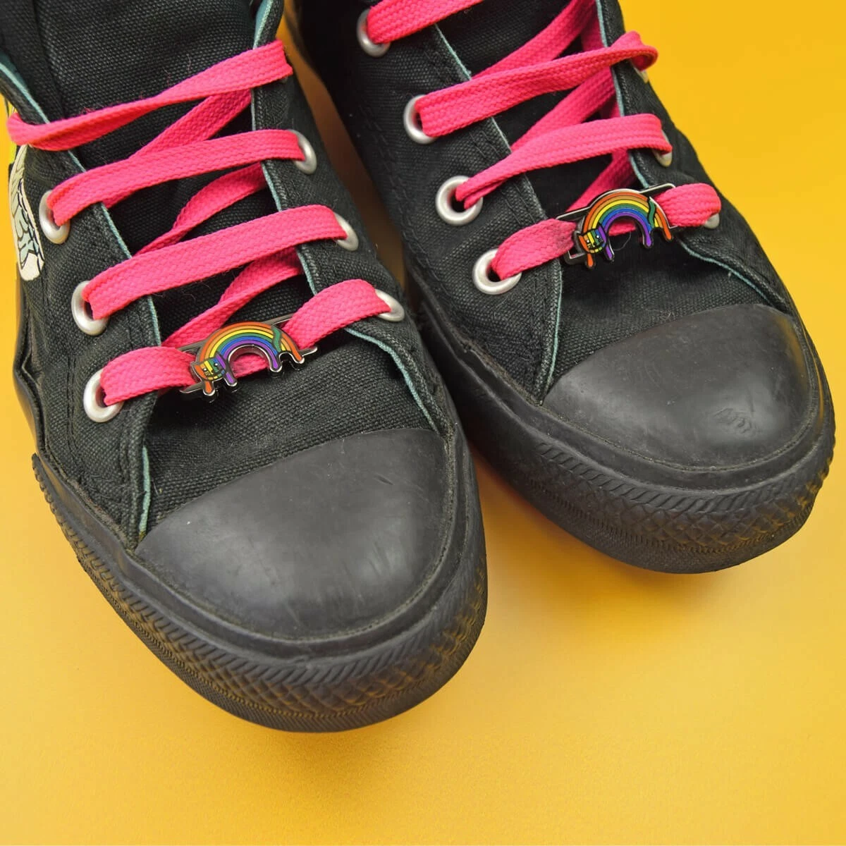 Sneaker lace locks top
