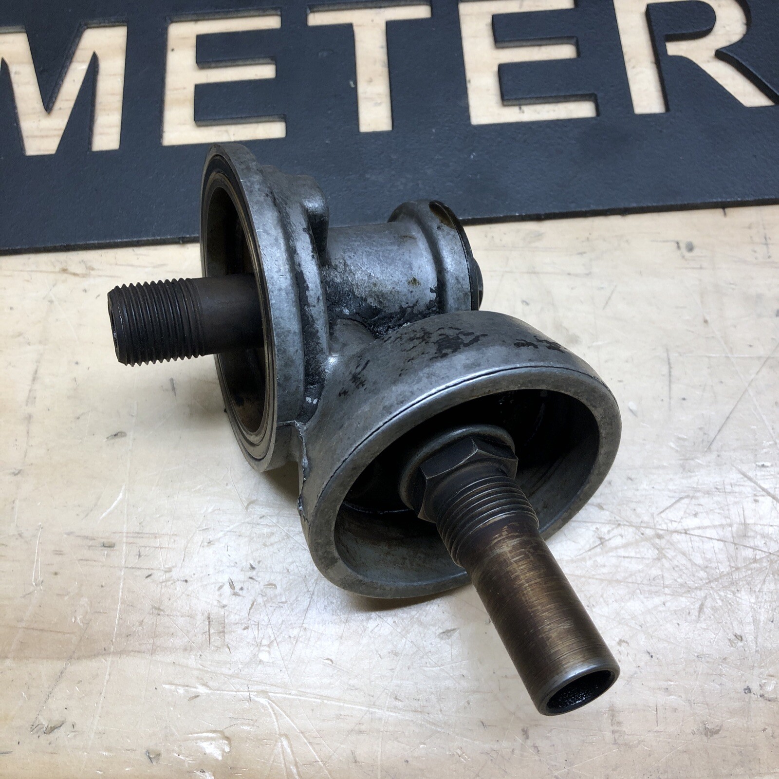 8792 Jeep Cherokee XJ Comanche MJ 4.0L Oil Filter Adapter OEM