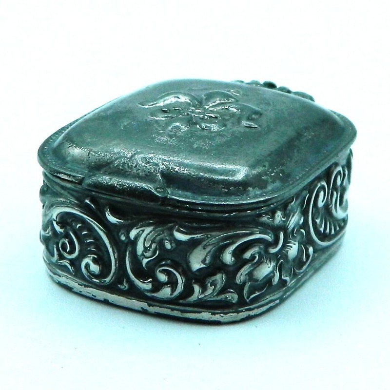 EG Webster & Son Silver Plated Fleur de Lis Stamp Holder